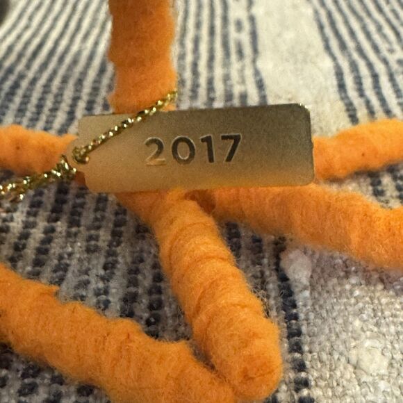 Target 2017 Hyde & Eek Hissy Halloween Featherly Friends Bird In Cat Mask Bowtie - Picture 6 of 6